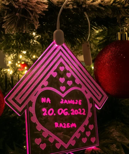 Świecąca lampka LED Domek – świąteczny prezent do 50 zł